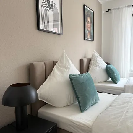 Апартаменты 1 Urban Vibe *